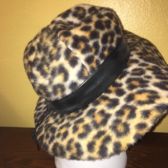 VTG Barnrr animal print hat - Picture 2 of 7